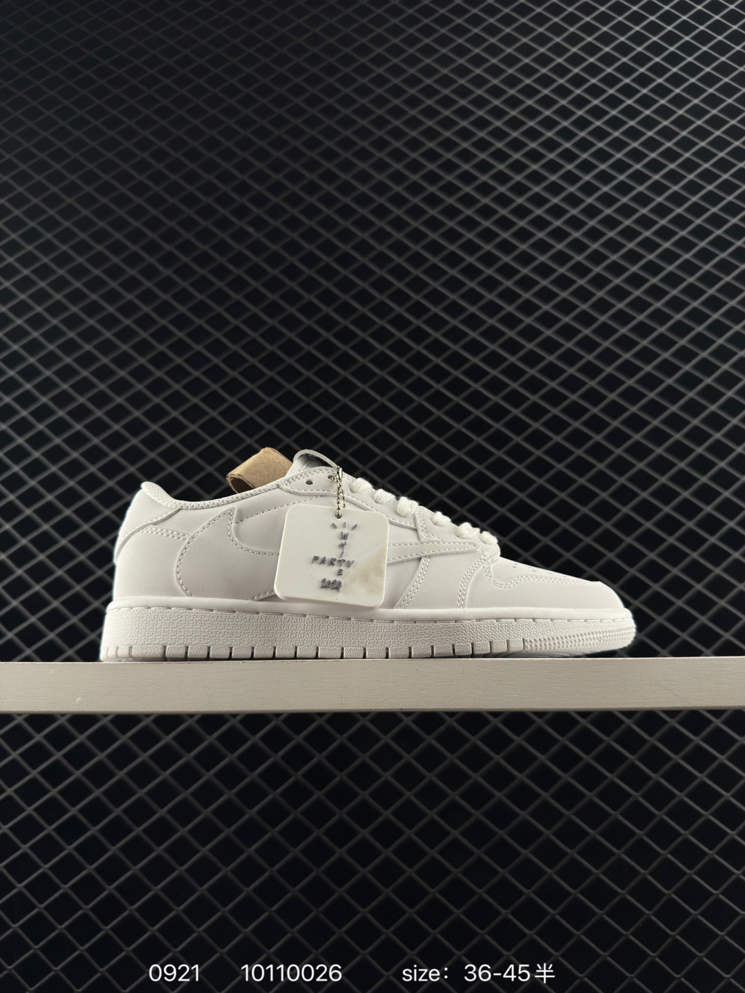 Travis Scott x Air Jordan 1 ” Reverse Mocha “